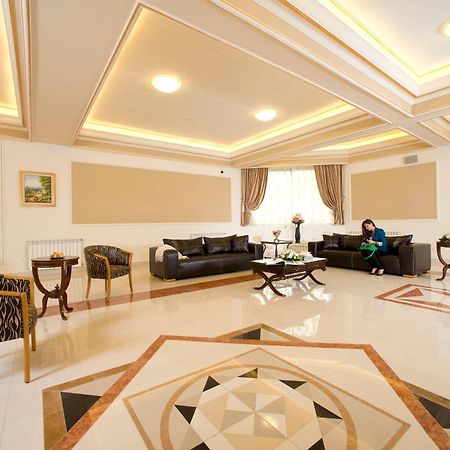 Liqaa Hotel Beirut Exterior photo