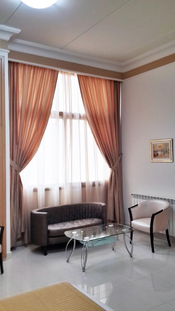 Liqaa Hotel Beirut Exterior photo