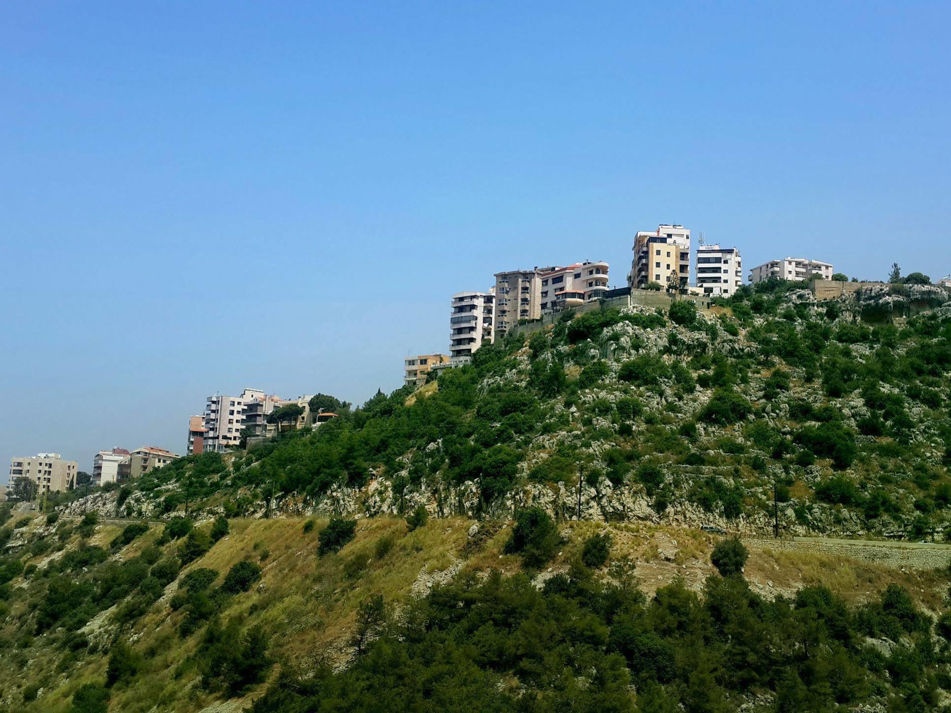 Liqaa Hotel Beirut Exterior photo